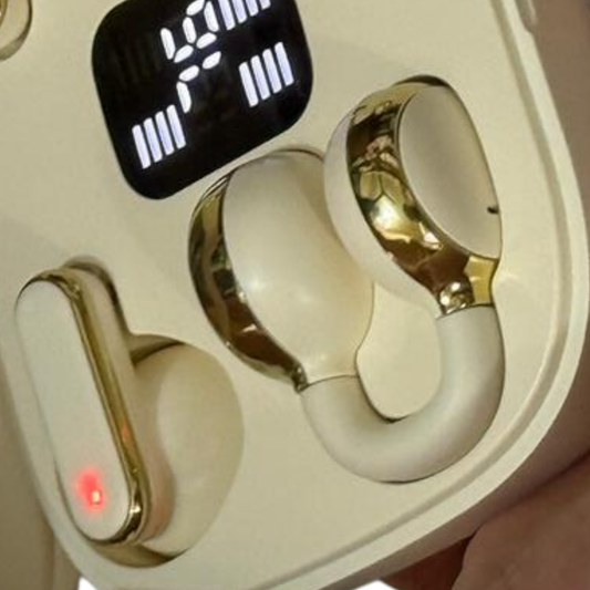 AirPods CYXG